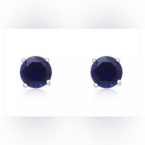 NEW 2 carat Sapphire earrings set in Sterling Silver